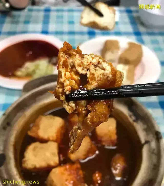 越臭越想吃！芽笼老字号“星仔香港臭豆腐”😮表皮焦脆、嫩滑可口，迅速爱上臭豆腐💗 