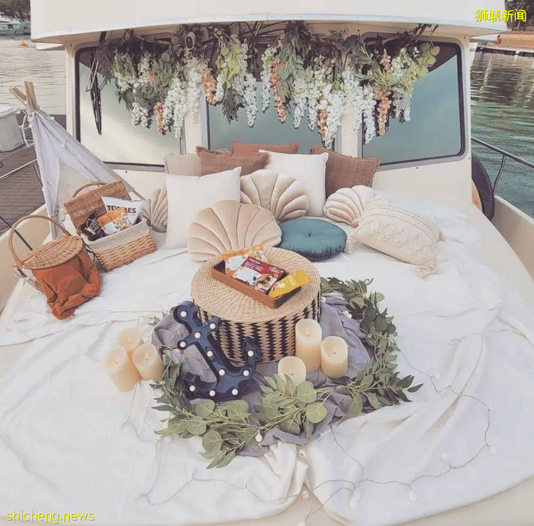 看日落、吹海風、嘗美食！在新加坡享受遊艇野餐之旅吧