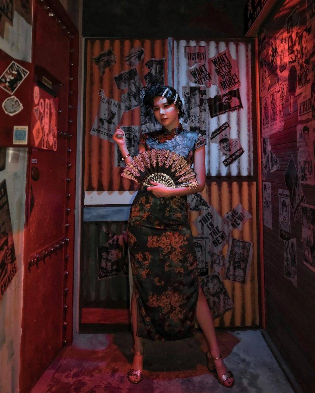 冰箱后方藏着它🐲 深藏暗处的神秘“龙堂”暗黑聚餐地点😎 拉开这扇门,我就是老大