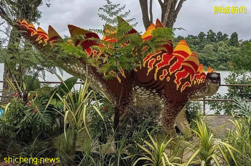 60只1:1尺寸乐高恐龙,出没新加坡动物园