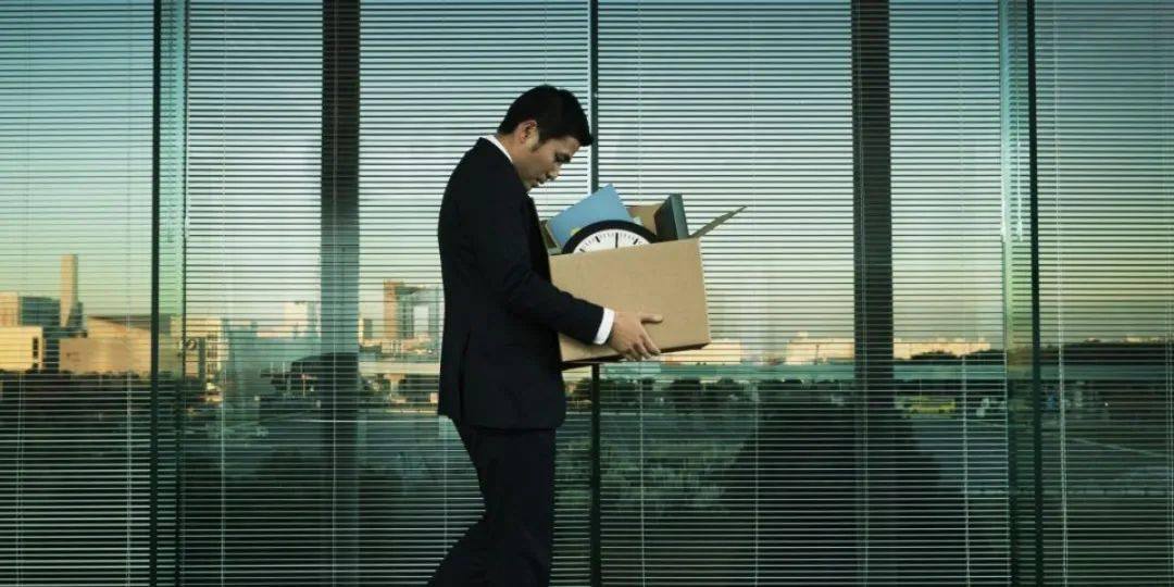 在新加坡工作7年卻被裁員，竟然是因爲我做了這件事