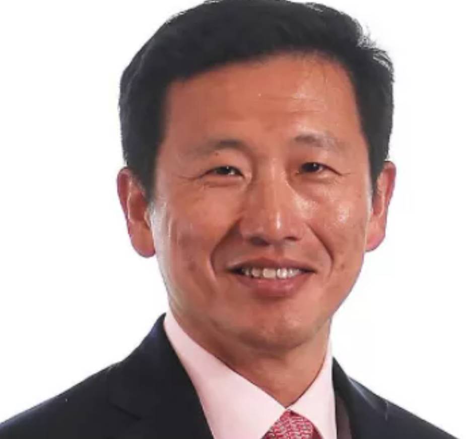 何晶转发FB帖子引热议!新加坡几个总理接班人谁跟中国关系好