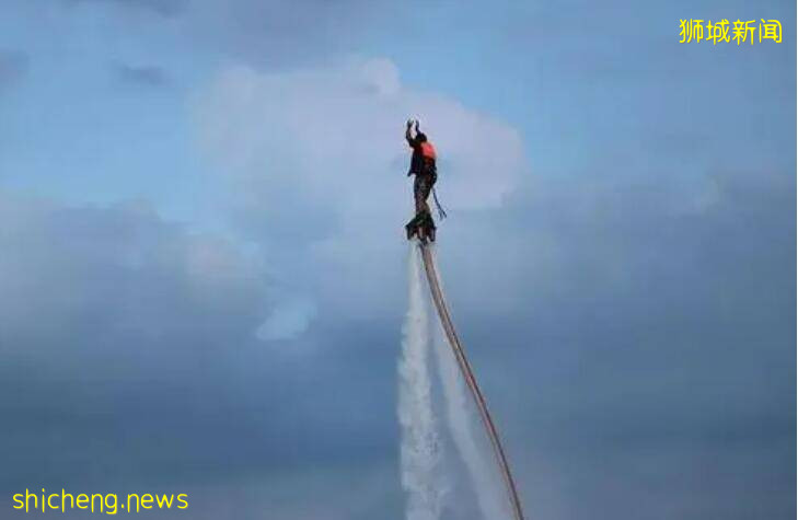 What?在新加坡游泳也要戴口罩?有卵用吗