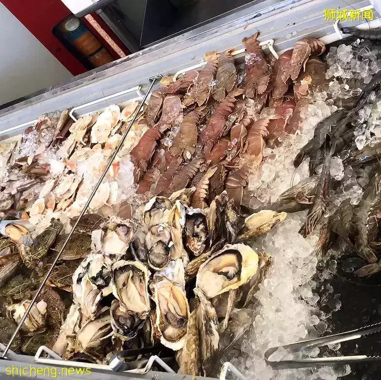 The Three Peacocks自助燒烤! 生蚝、和牛、螃蟹 隨你吃 (到12月12日爲止)