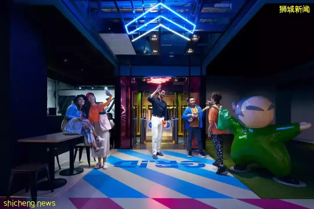 新加坡老商場改造,用工業霓虹升級視覺地標