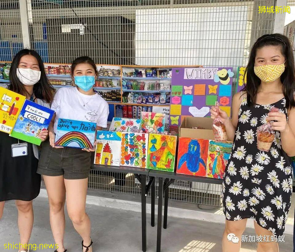 这群新加坡年轻人将客工当“兄弟”　一起庆生还结伴唱卡拉OK