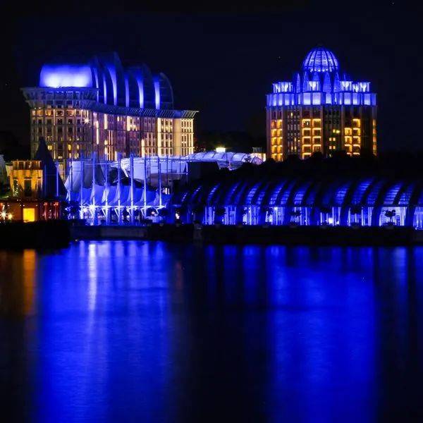 新加坡43座著名建筑物和地标亮起梦幻灯光,你们拍到了吗