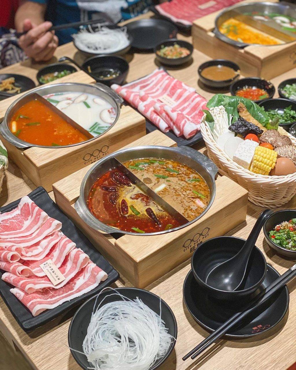 火鍋專場!一人一鍋“火鍋店”,獨自涮肉不寂寞😎 火鍋套餐最低只從S$5起