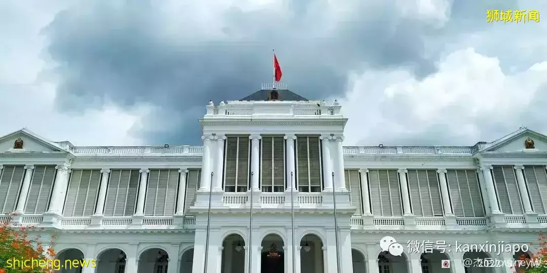 “游览总统府巧遇新加坡总统！她竟然还和我合照”
