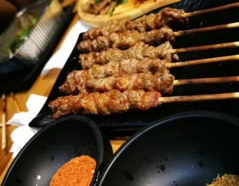 夜宵聚會去哪裏？盤點新加坡最好的中式燒烤餐廳