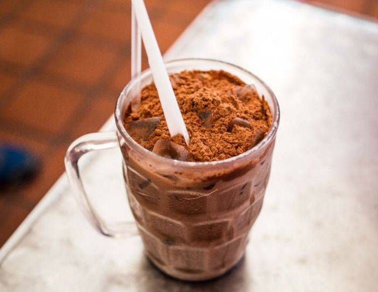 “明天就回國了!今晚,我突然想起在新加坡的50個第一次!”