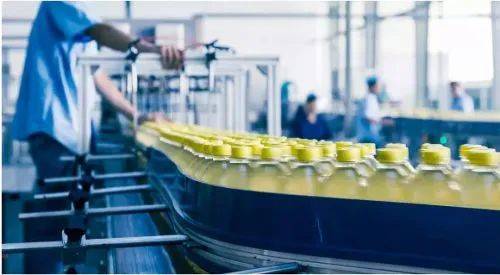 新加坡通過“新心相連”計劃再提供約1萬個就業培訓機會,集中在電子、精密工程和食品制造業