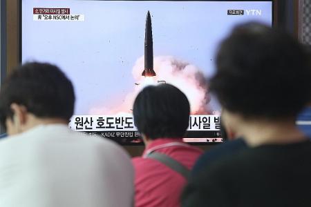 朝鲜发射了两枚短程导弹