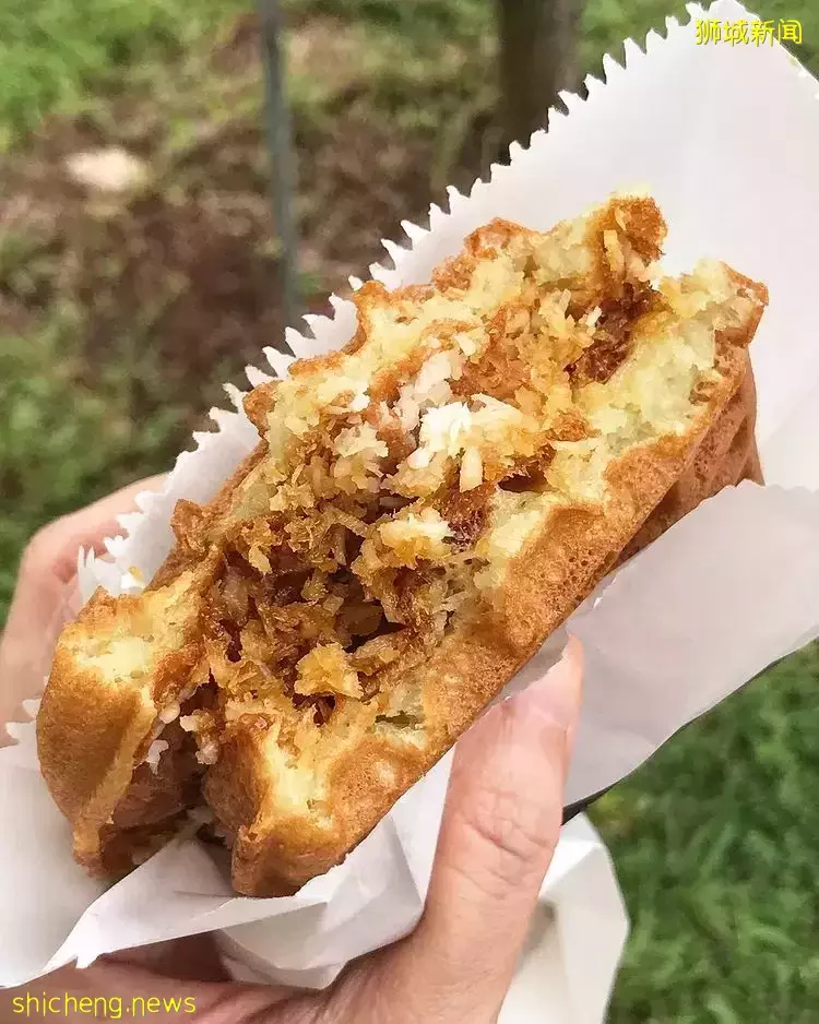Uncle Tony's Tuckshop古早味華夫餅，竟然有Ondeh Ondeh餡！滿滿椰絲+椰糖漿，平價必吃👍