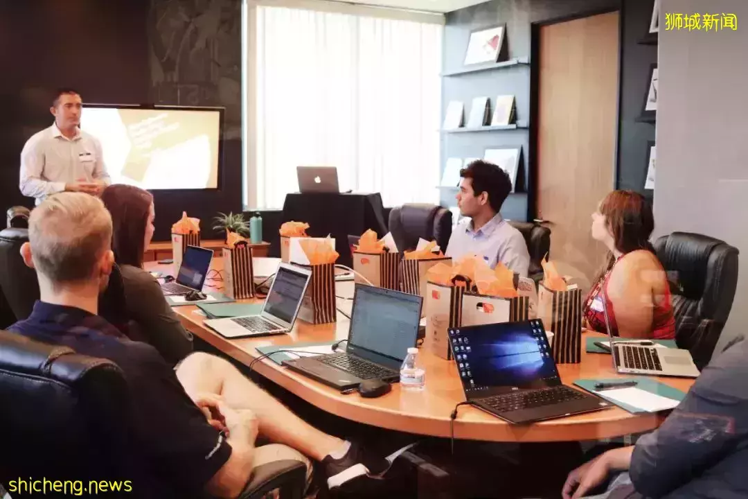 科技企业出海新加坡,公司的核心员工如何来新加坡工作