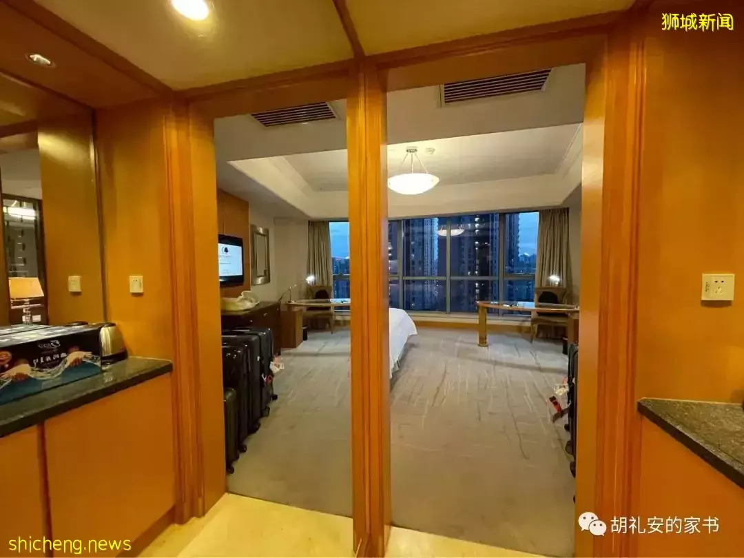 全過程記錄!4月4日從新加坡飛往封城中的上海,入境隔離多圖