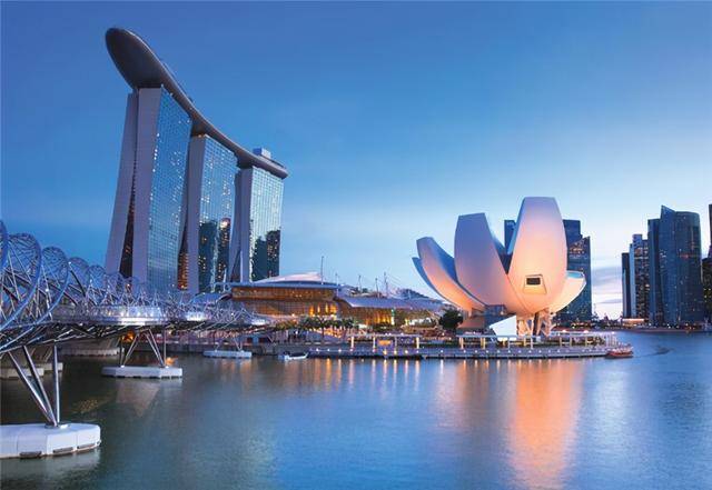 把美军请进来,却把国家推向繁荣?新加坡繁荣背后的争议