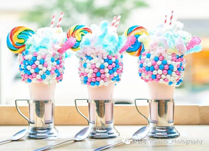 新加坡最大的奶昔?Biggest milkshake in Singapore