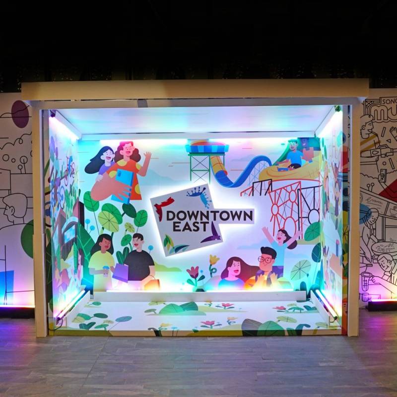 免費入場❤️Downtown East霓虹裝置打卡點，彩虹隧道+夢幻階梯🌈✨倒數迎接聖誕啦！🎄