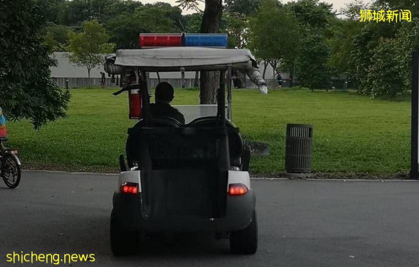 巡逻车广播温馨提示:散步也要戴好口罩啦