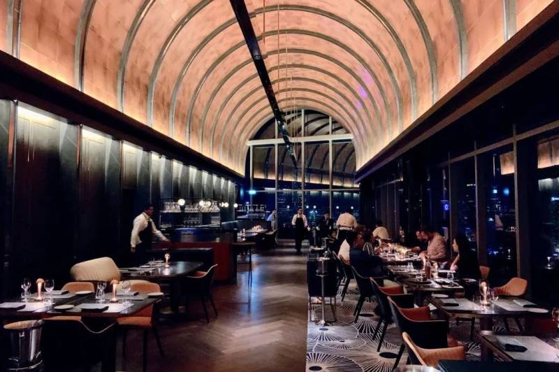 探尋值得打卡的網紅Roof Bar