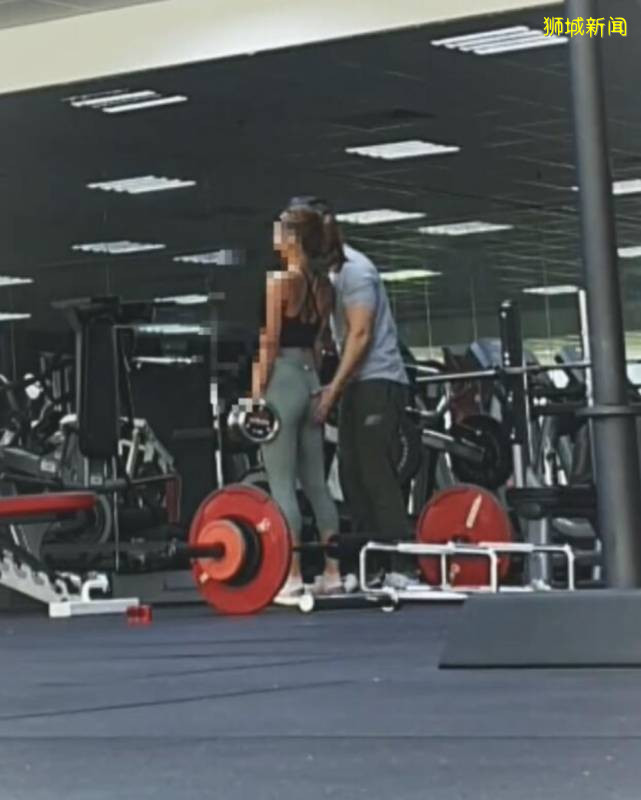 “我在新加坡健身房被教练骚扰了……”