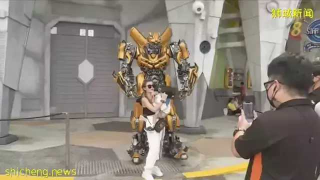 隨著人數限制解除 熱門景點再次出現疫情前熱鬧景象