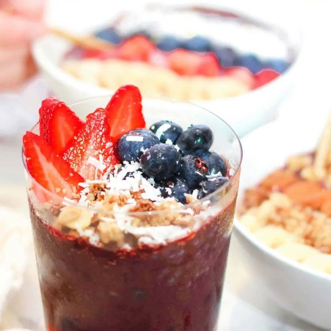 你與馬甲線之間，真的就只差一碗“Açaí Bowl”