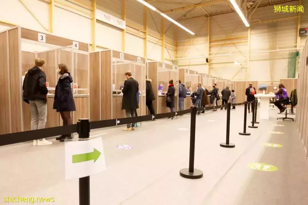 新加坡超100万人感染新冠,是否出现群体免疫情况