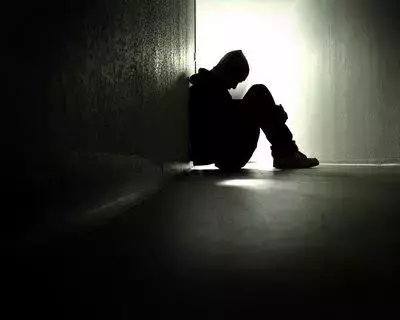 新加坡大学生自曝：揭发父亲外遇私情，反被起诉