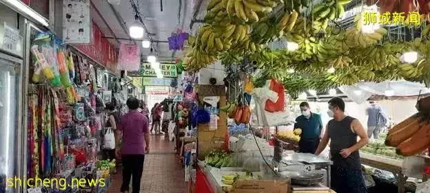 水果季到了 ，榴梿上市，新加坡各中心街道水果店並驅爭先、如火如荼