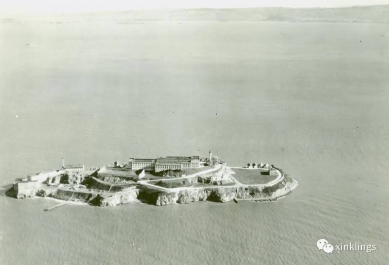 惊天越狱！中国籍囚犯在印尼徒手挖地道，成功越狱！新加坡也发生过相似案件