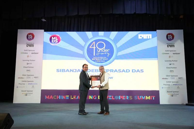 SMU 头条丨SMU MITB 校友荣获《数据分析印度》杂志40位“40岁以下数据科学家奖”