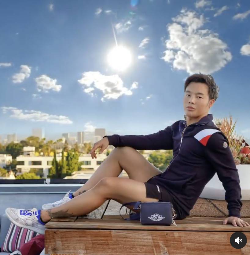 這個新加坡富二代上了亞裔富豪真人秀!手上戴一棟豪宅,跟宋朝太子妃做朋友