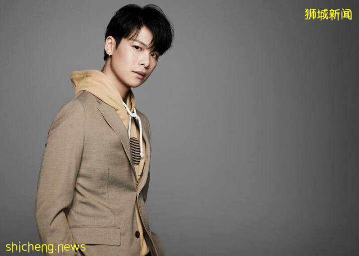 14名女生出演《女兵外传》