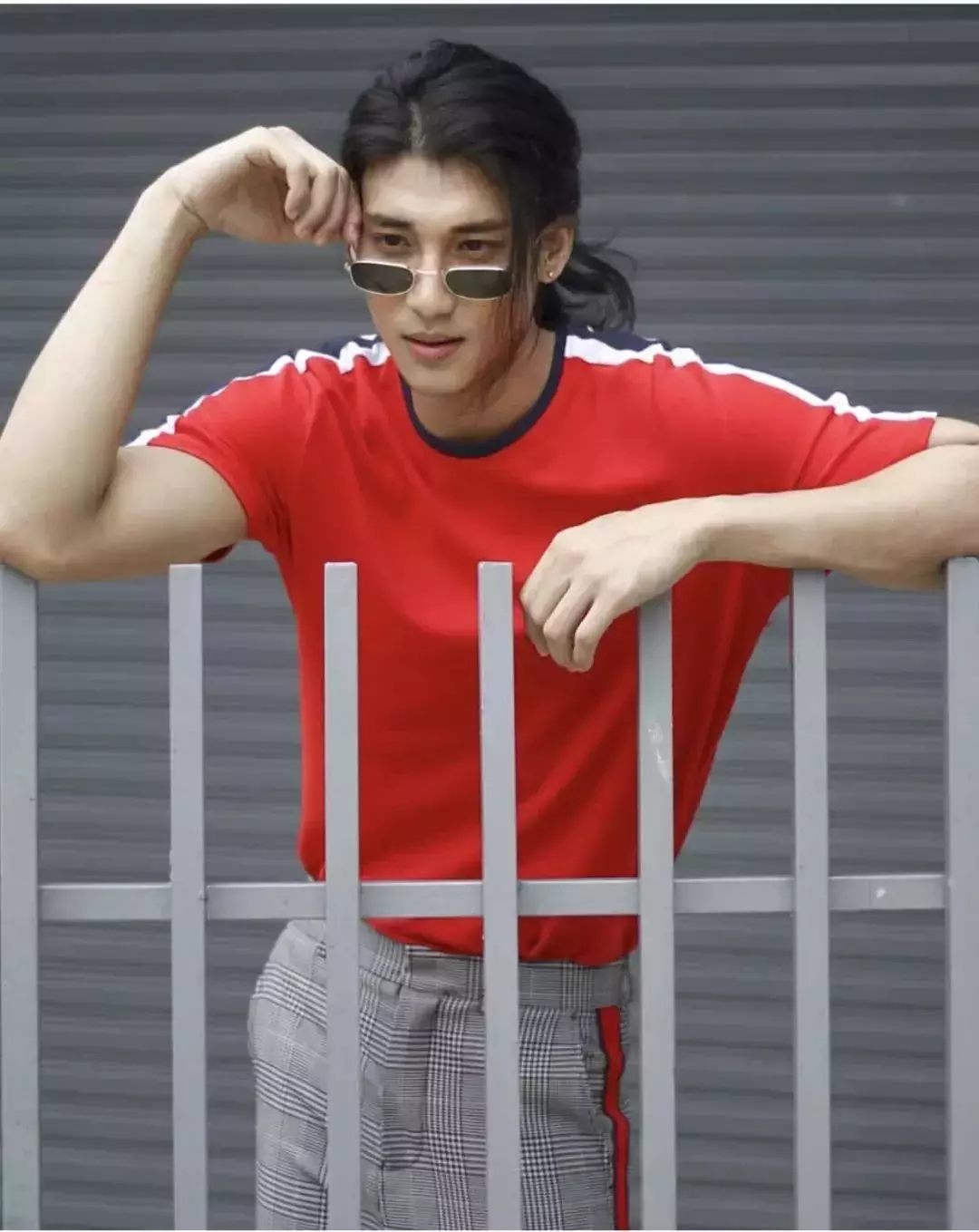 100個全球最帥的男人,新加坡無人上榜!他居然第一,撞臉王力宏、當過和尚,現被判入獄