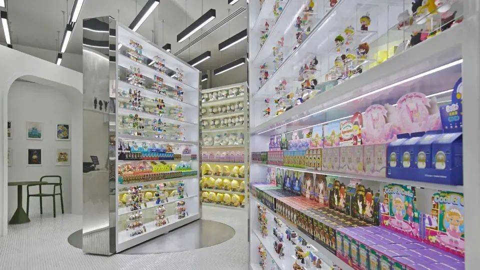 POP MART泡泡瑪特東南亞首間官方旗艦店于Funan Mall正式開張