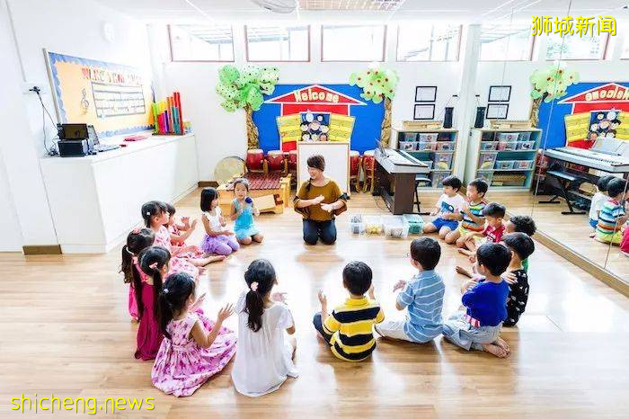 新加坡幼兒園優勢 小一免試，母子陪讀，雙語教學