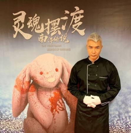 来新山拍剧接受拭子检测 郑斌辉也忍不住飙泪