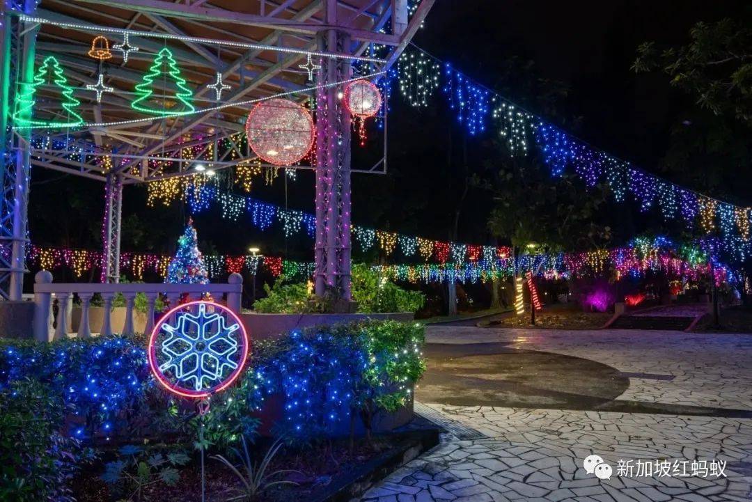 無須到烏節路人擠人，也能在組屋區感受溫馨的聖誕氛圍