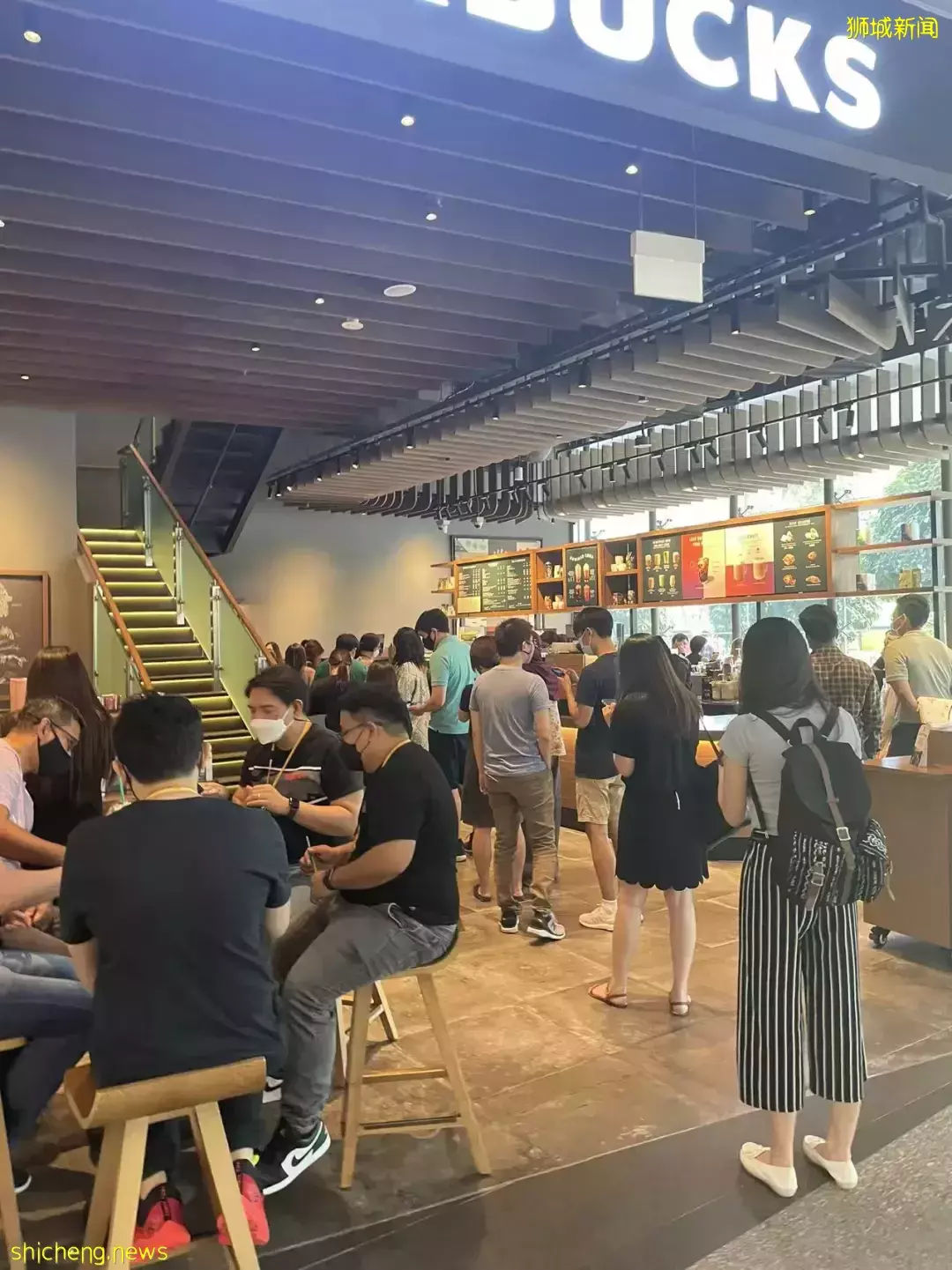 大幅反弹！新加坡再破10000例，实拍外面到处都是人！“别拿新冠当借口！”