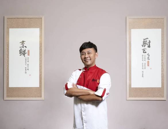 新山成冠病红区   姚彣隆返新计划生变   泡饭餐馆跌60%