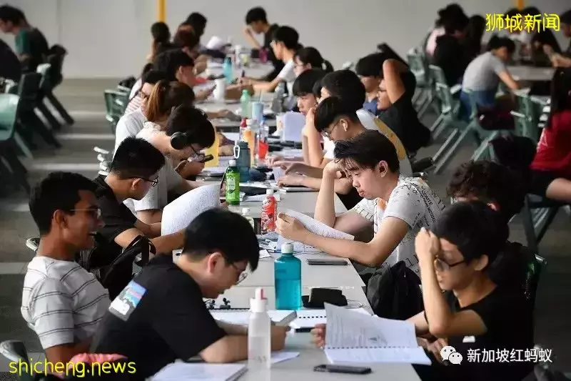 疫情期間盛行網上教學與考試　代寫論文代考的“代筆服務”生意興隆