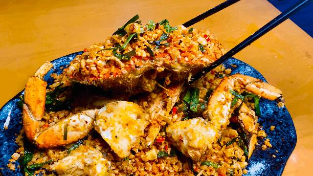 狮城港式粤菜四大名厨之一,坐镇新加坡河畔20年老字号,为你带来惊喜和福利