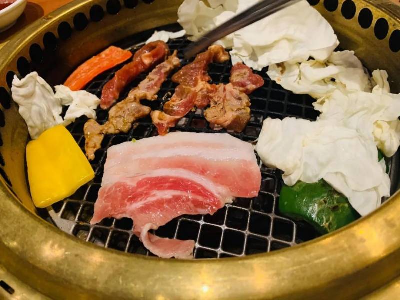 连续5家餐厅订位失败后,我walk in了这家空荡荡和牛烤肉店Wagyu Aoyama