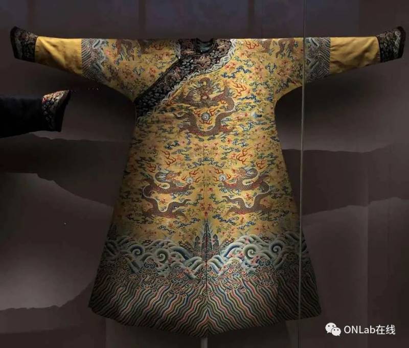 新加坡亚洲文明博物馆临时展览:时尚与纺织品