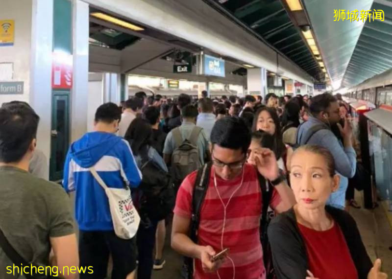 ez link卡充值不用排队啦,最快明年可实现SimplyGo应用充值