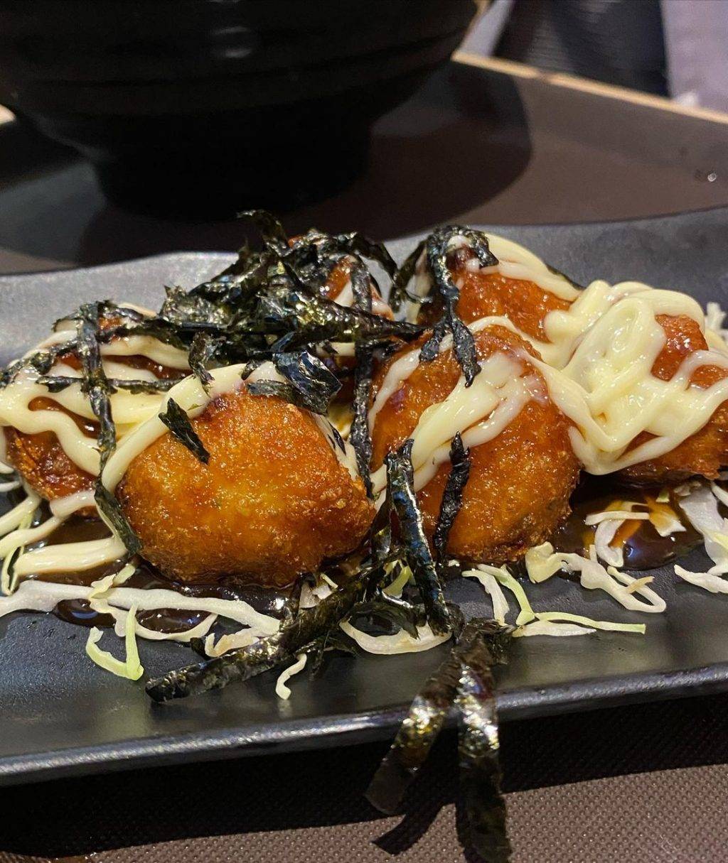跨年夜後吃拉面🍜“Takagi Ramen”深夜食堂！ 24小時無間斷營業，辣椒螃蟹+鹹蛋黃風味拉面