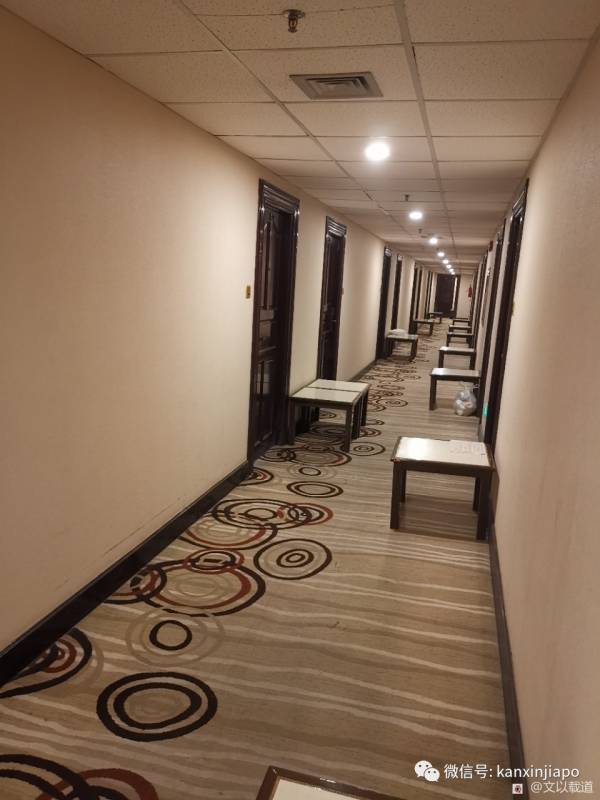 “入住酒店名字煞好听,但住的三楼叫‘污染区’,感觉被污辱”