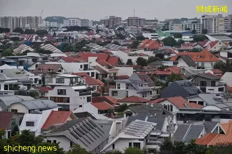 最近，新加坡物价涨疯了！杂菜饭、房租、汽油都涨了20%，这32样东西变贵了